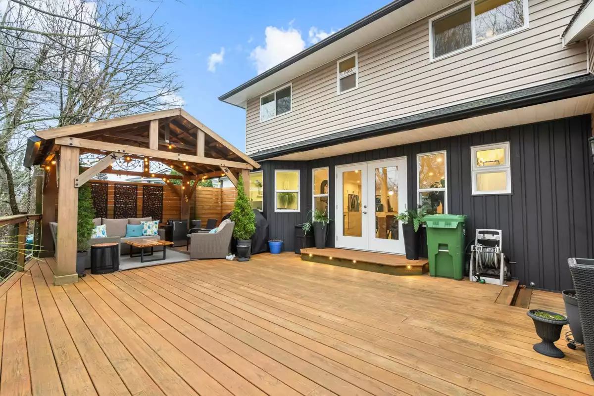 Hot Tub / Spa Photo of 3774 Qualicum Close, Abbotsford, BC