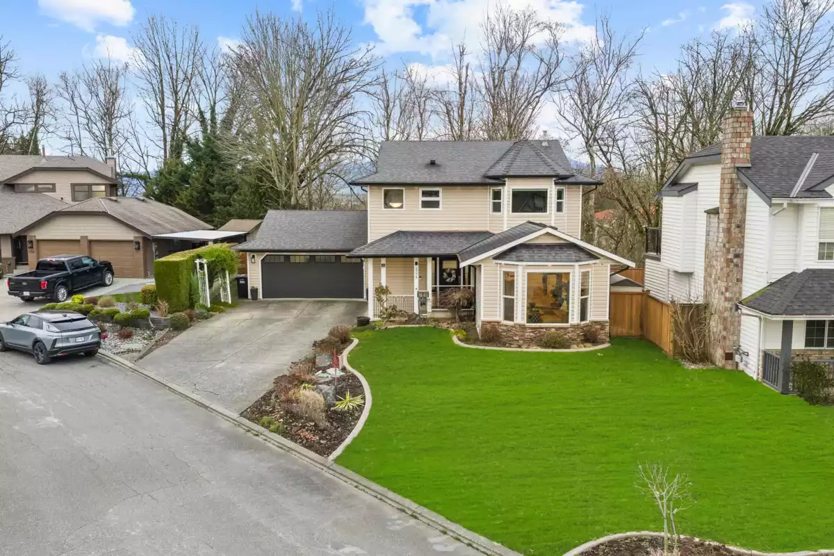 Living Room Photo of 3774 Qualicum Close, Abbotsford, BC