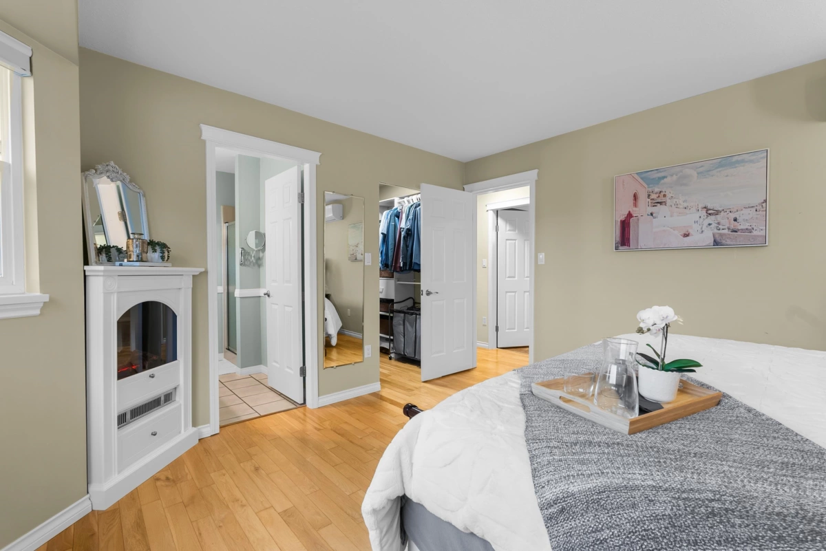 Mudroom Photo of 3774 Qualicum Close, Abbotsford, BC