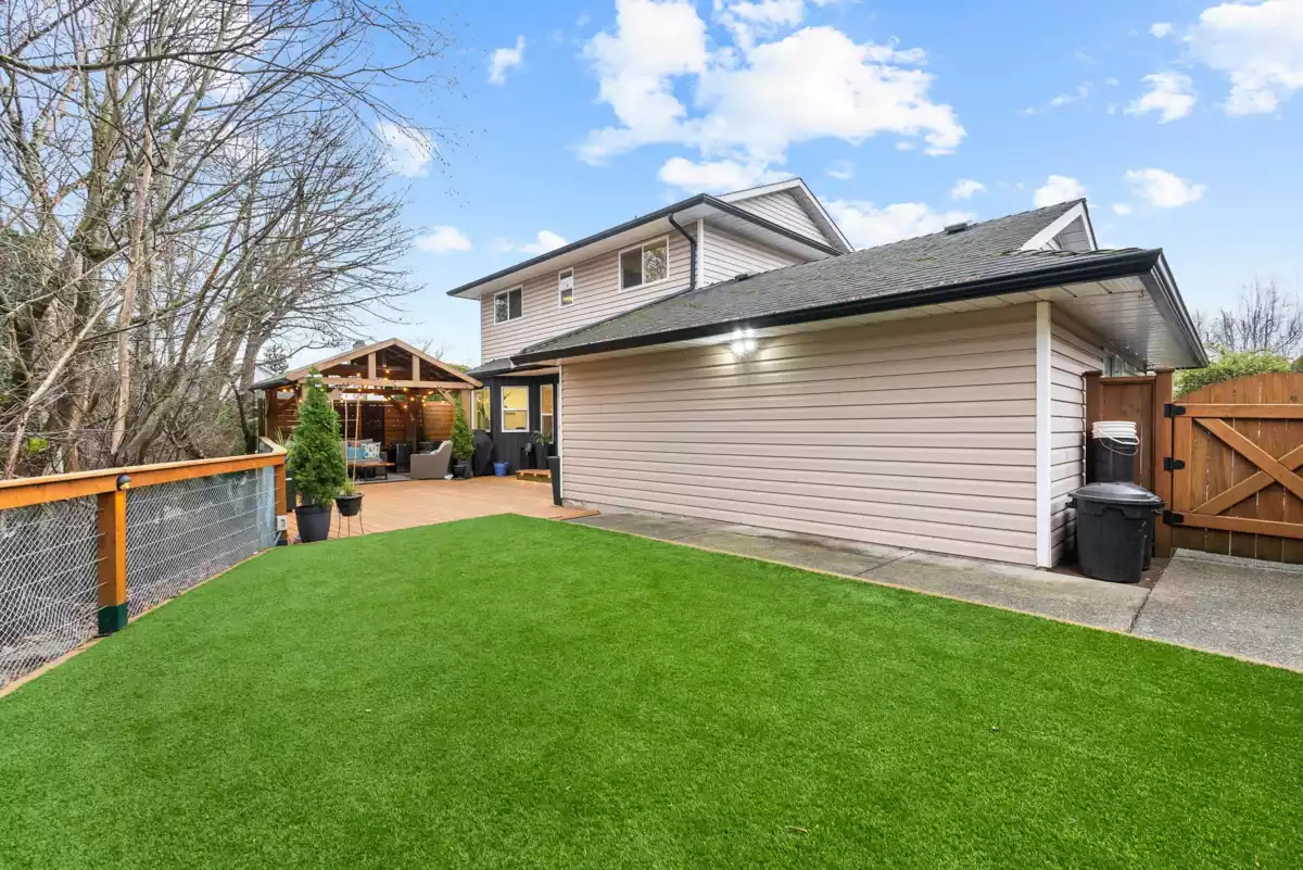 Neighborhood Park Photo Near 3774 Qualicum Close, Abbotsford, BC