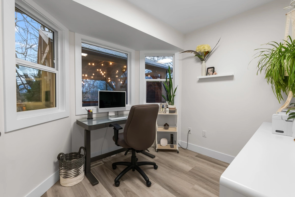 Powder Room Photo of 3774 Qualicum Close, Abbotsford, BC