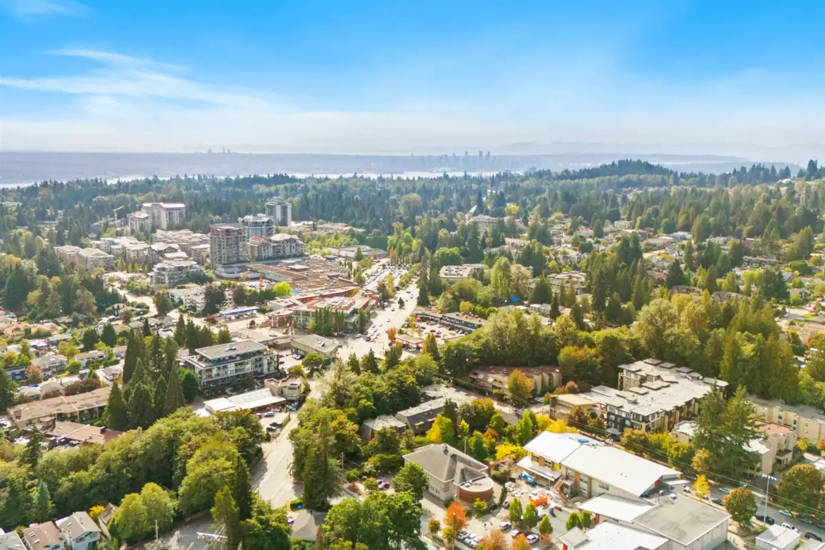 Front Yard Photo of 3192 Mountain Highway, North Vancouver, BC