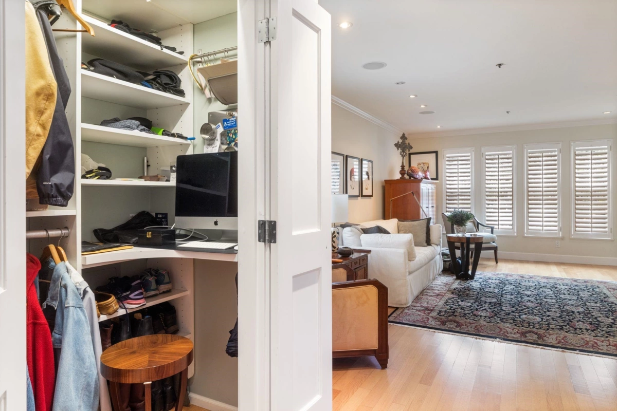 Breakfast Nook Photo of 1730 Kitchener Street, Vancouver, BC