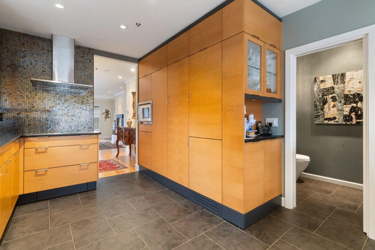 Powder Room Photo of 1730 Kitchener Street, Vancouver, BC