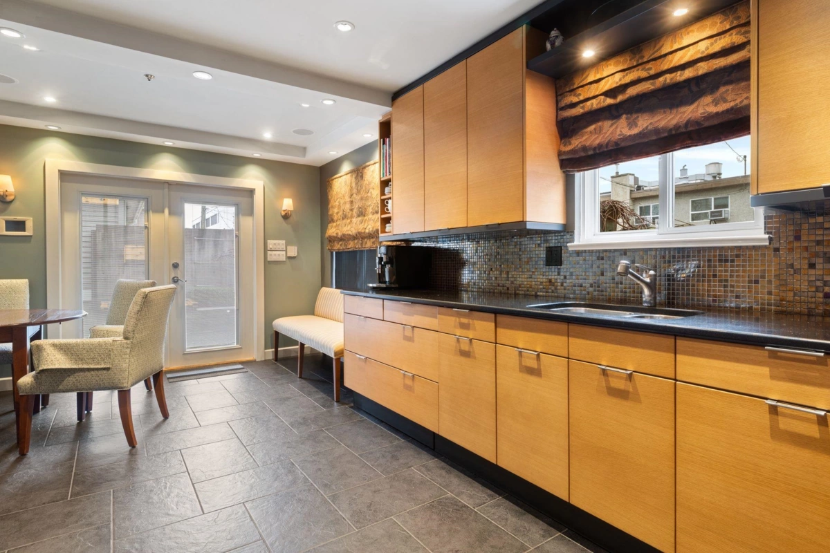 Walk-In Closet Photo of 1730 Kitchener Street, Vancouver, BC