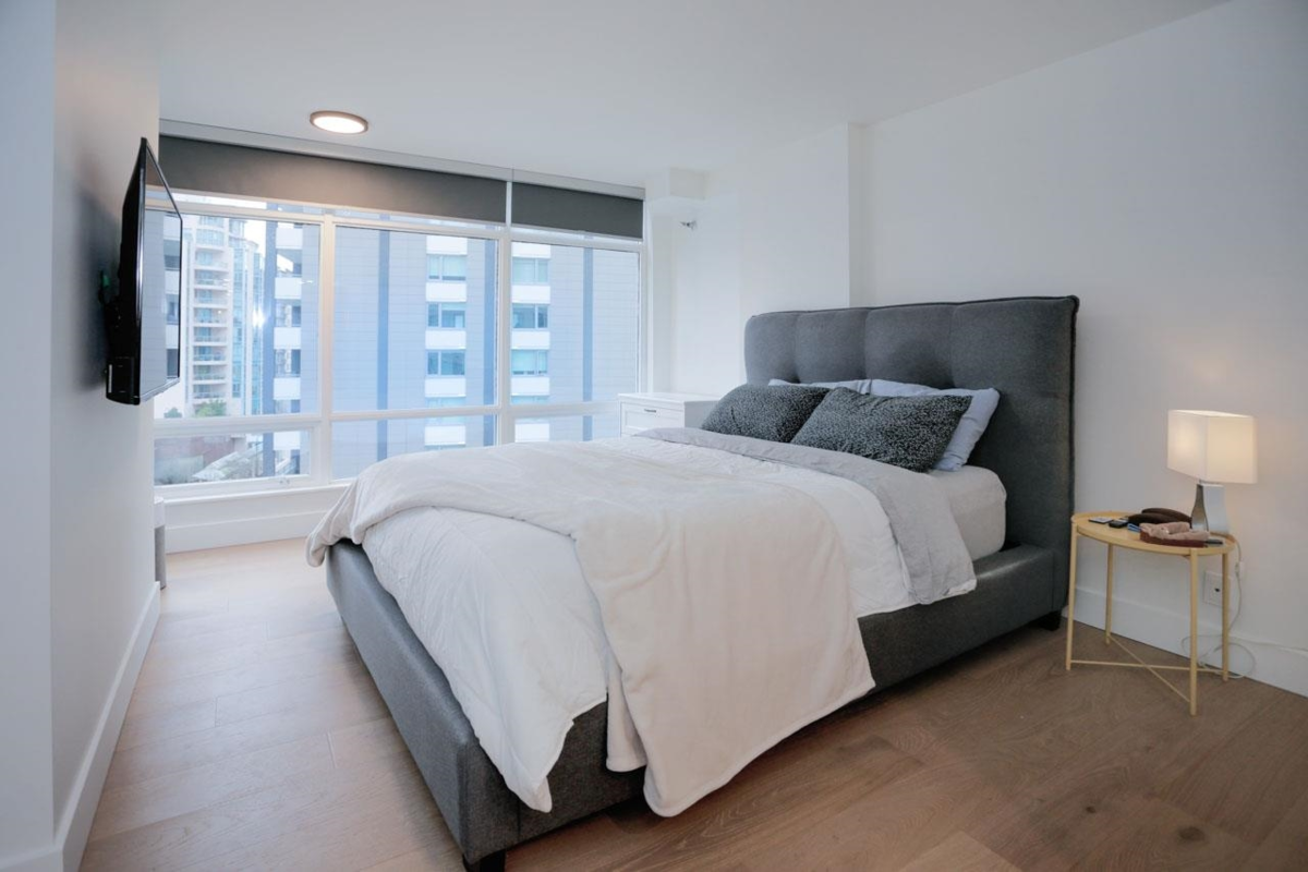 Breakfast Nook Photo of 703 1288 Alberni Street, Vancouver, BC