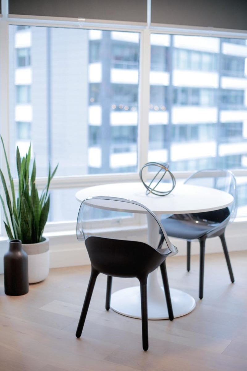 Family Room Photo of 703 1288 Alberni Street, Vancouver, BC