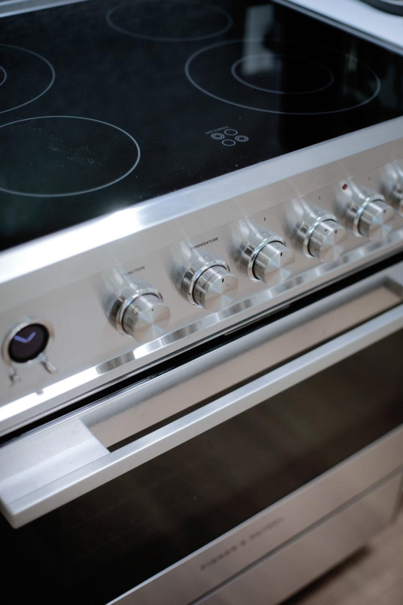 Kitchen Photo of 703 1288 Alberni Street, Vancouver, BC