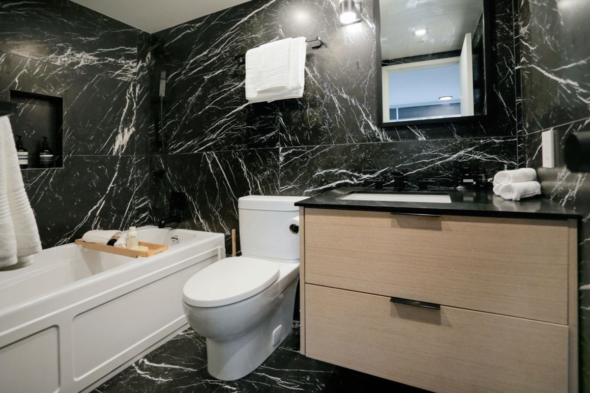 Primary Bedroom Photo of 703 1288 Alberni Street, Vancouver, BC