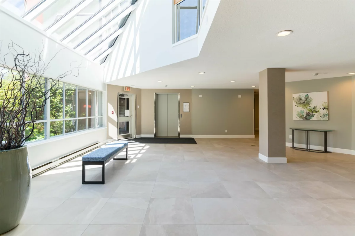 Street View Photo of 212 2800 Chesterfield Avenue, North Vancouver, BC