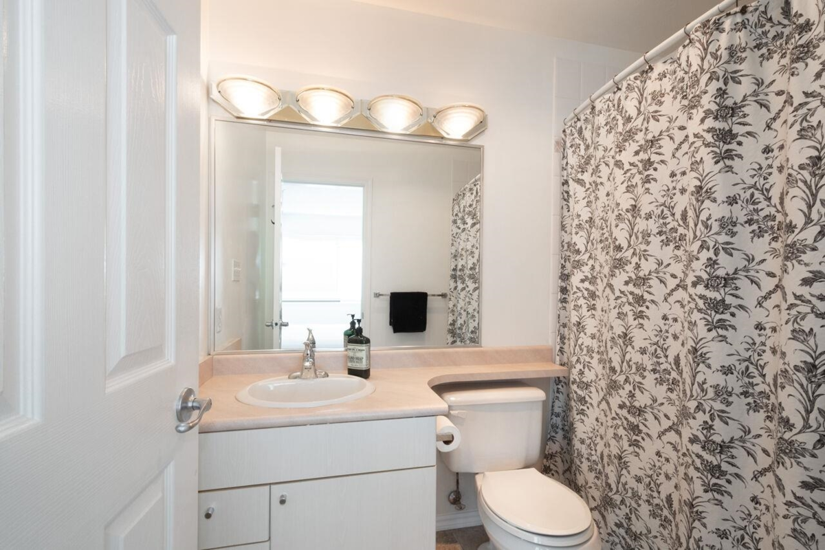 Pantry Photo of 203 3368 Main Street, Vancouver, BC