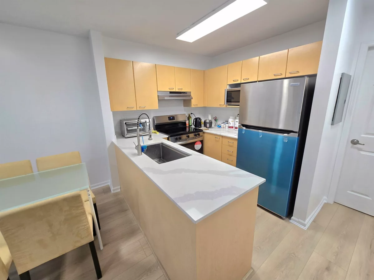 Primary Bedroom Photo of 15 6577 Southoaks Crescent, Burnaby, BC