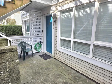 15 6577 Southoaks Crescent, Burnaby, BC