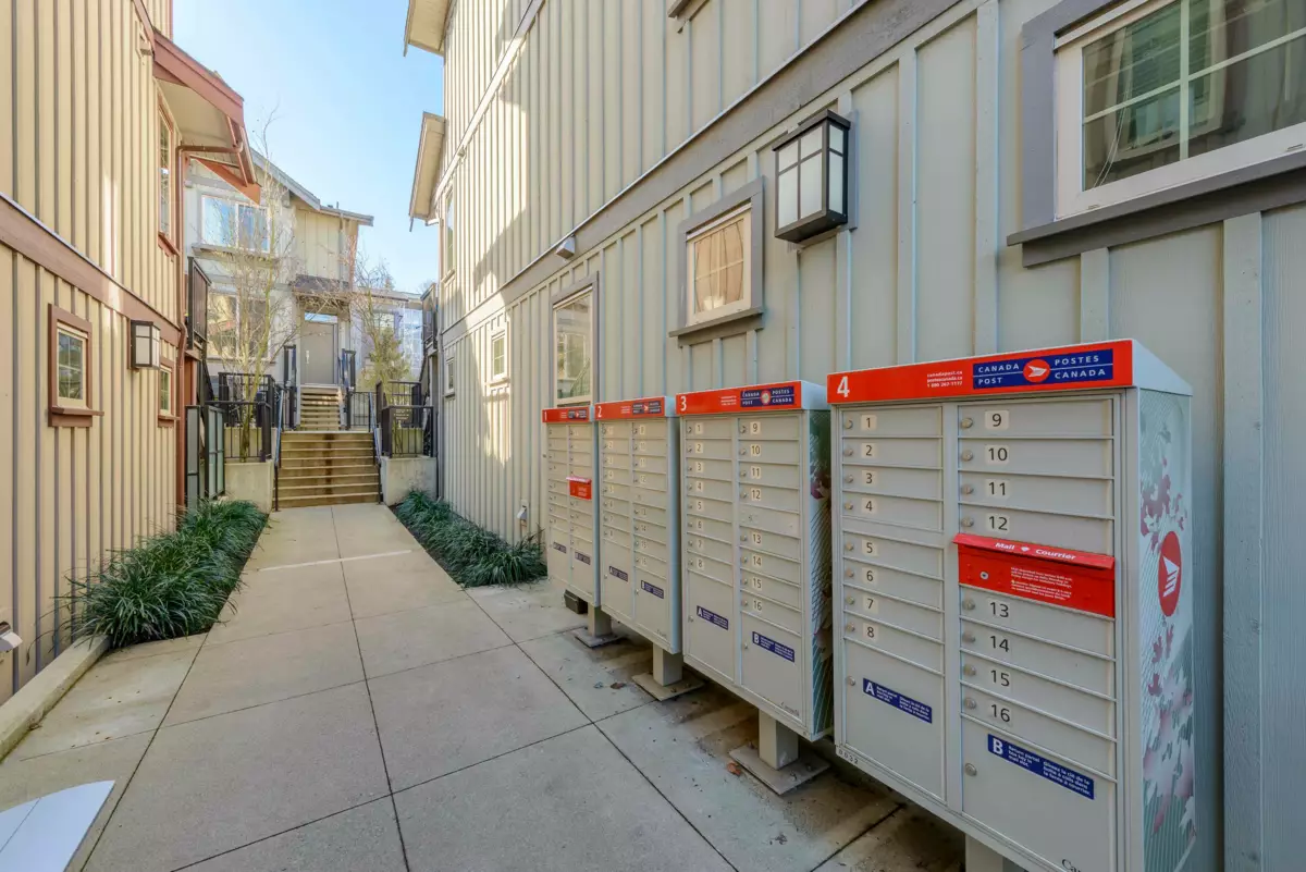 Hallway Photo of 33 433 Seymour River Place, North Vancouver, BC