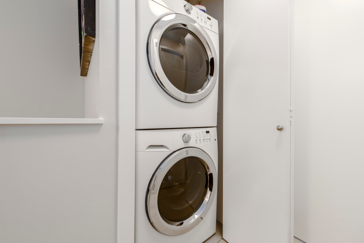 Laundry Room Photo of 33 433 Seymour River Place, North Vancouver, BC