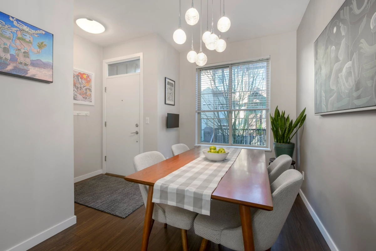 Living Room Photo of 33 433 Seymour River Place, North Vancouver, BC
