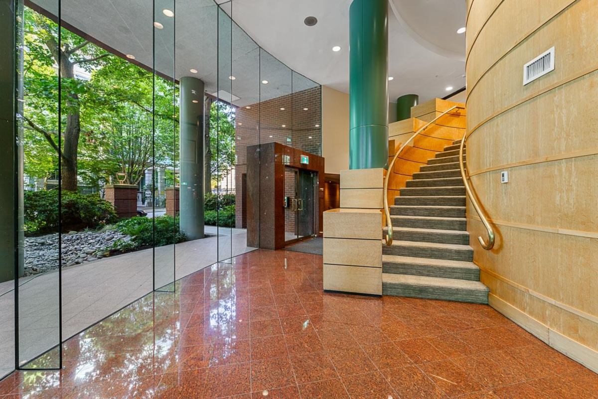 Outdoor Kitchen Photo of 1001 1888 Alberni Street, Vancouver, BC