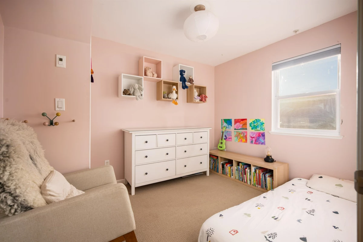 Bedroom 3 Photo of 1732 E Georgia Street, Vancouver, BC