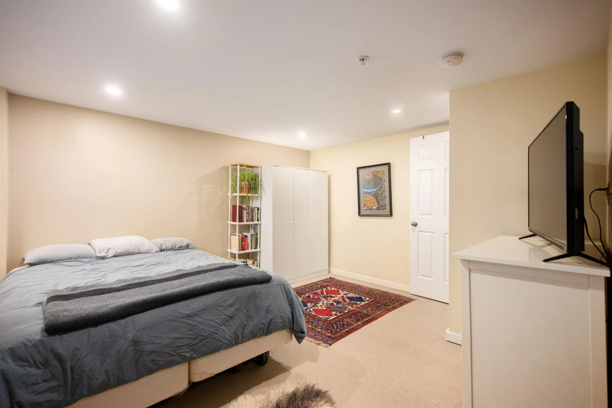 Guest Bathroom Photo of 1732 E Georgia Street, Vancouver, BC