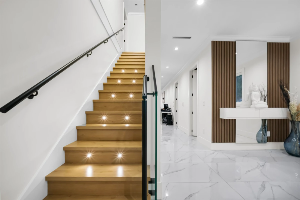 Basement Recreation Room Photo of 11693 95a Avenue, Delta, BC