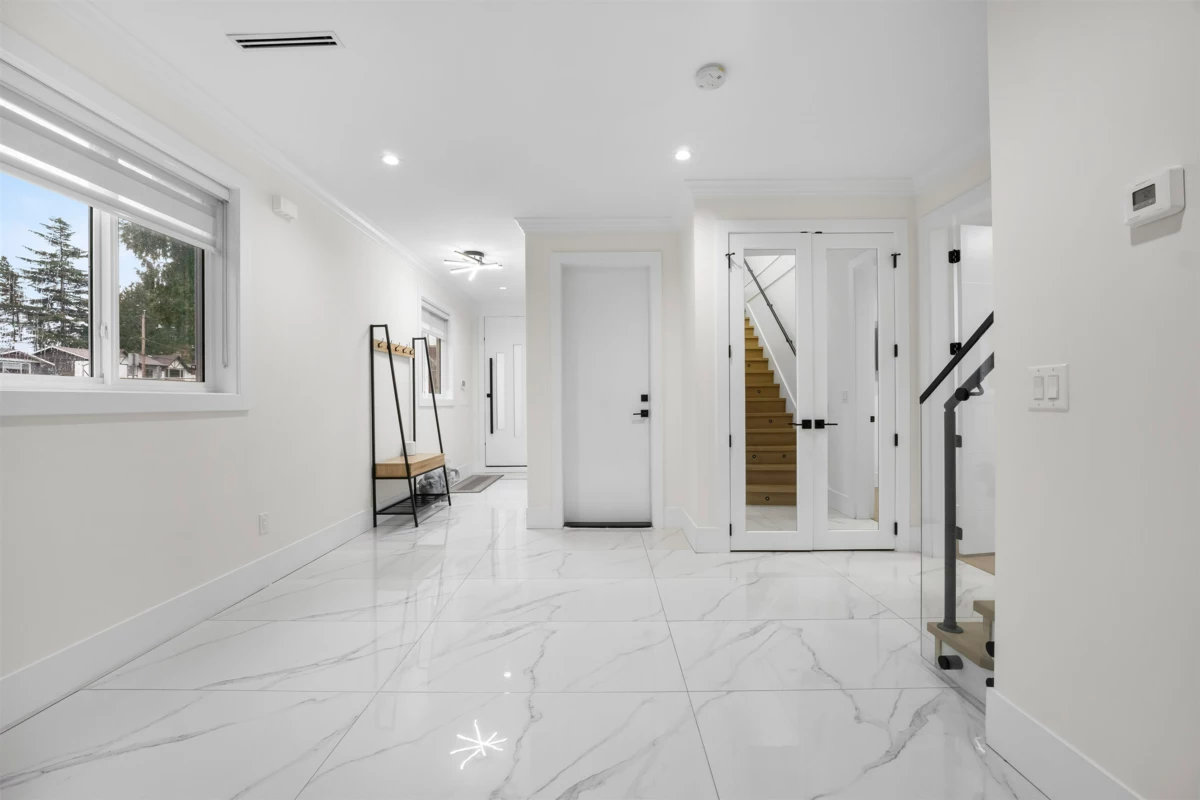 Family Room Photo of 11693 95a Avenue, Delta, BC