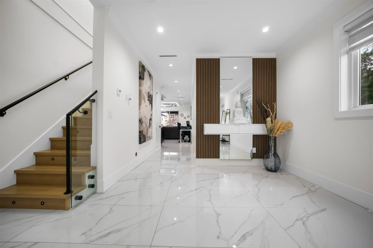 Living Room Photo of 11693 95a Avenue, Delta, BC