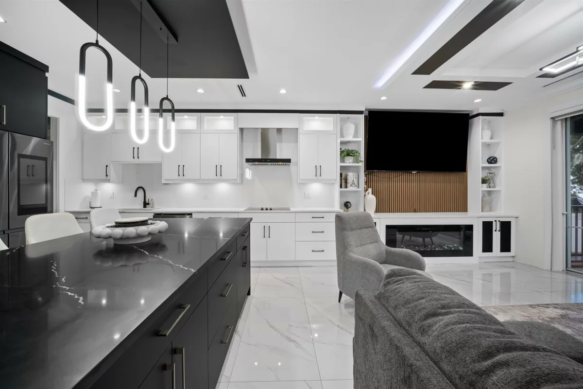 Walk-In Closet Photo of 11693 95a Avenue, Delta, BC