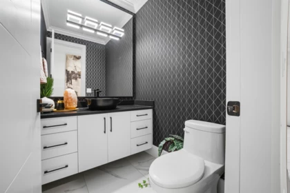 Powder Room Photo of 11693 95a Avenue, Delta, BC