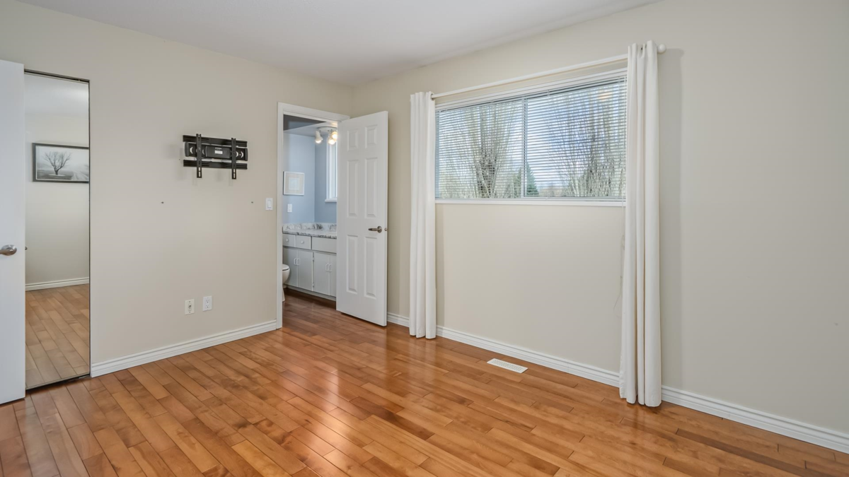 Office / Den Photo of 20949 52 Avenue, Langley, BC