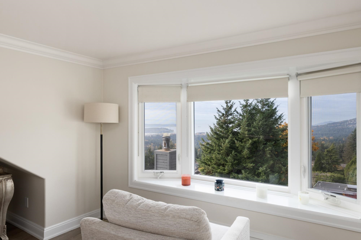 Office / Den Photo of 4050 St. Pauls Avenue, North Vancouver, BC