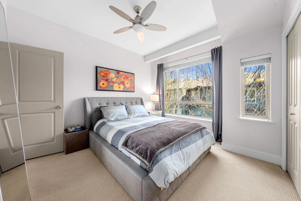 Basement Recreation Room Photo of 5 897 Premier Street, North Vancouver, BC