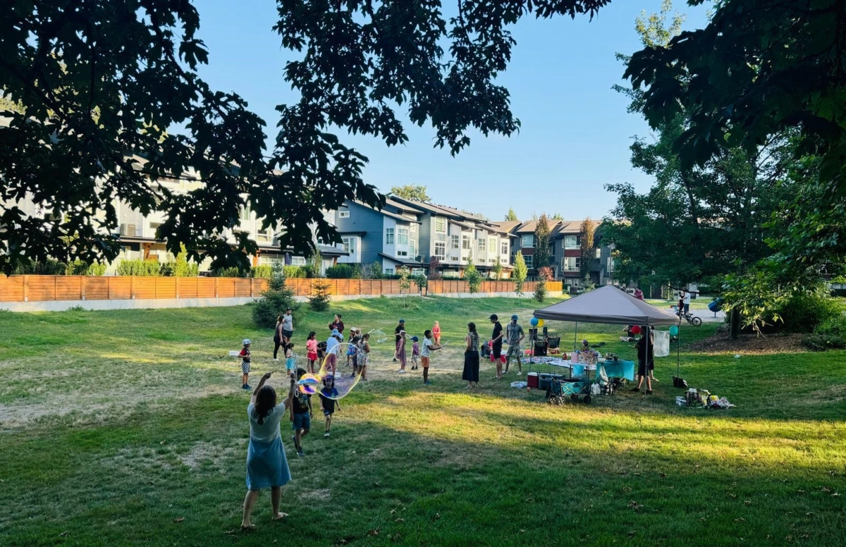 Neighborhood Park Photo Near 5 897 Premier Street, North Vancouver, BC