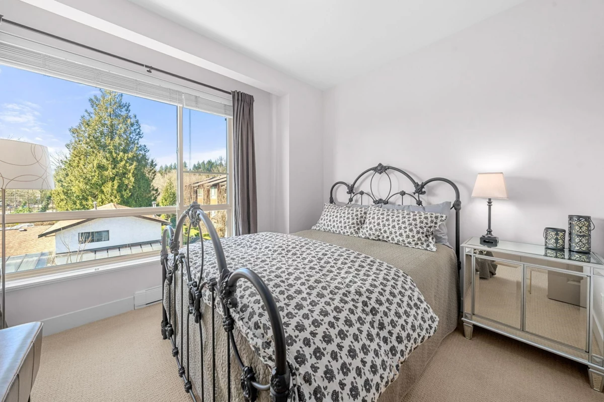 Staircase Photo of 5 897 Premier Street, North Vancouver, BC