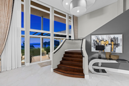 Family Room Photo of 1130 Eyremount Drive, West Vancouver, BC