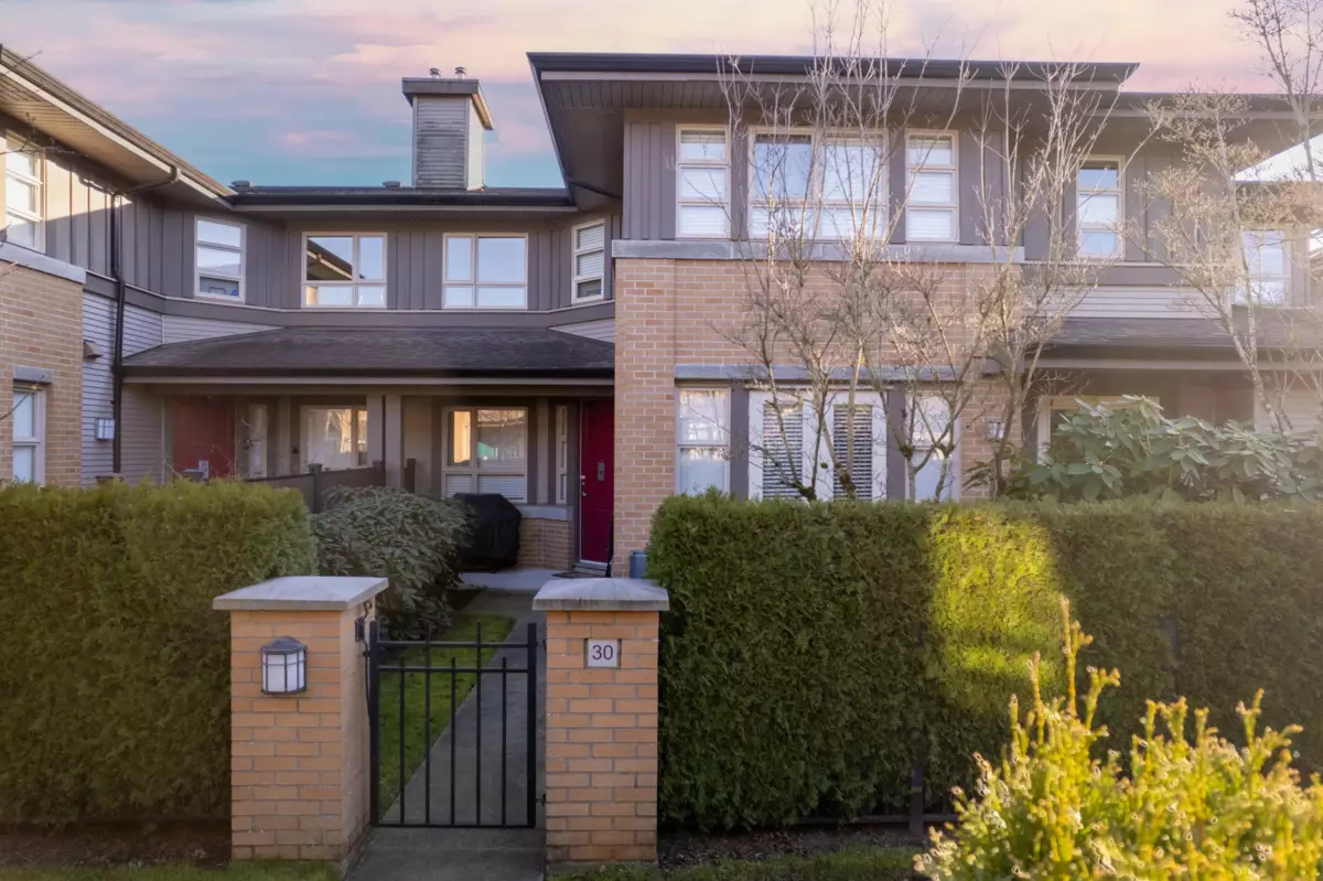 Entry Foyer Photo of 30 6300 Birch Street, Richmond, BC