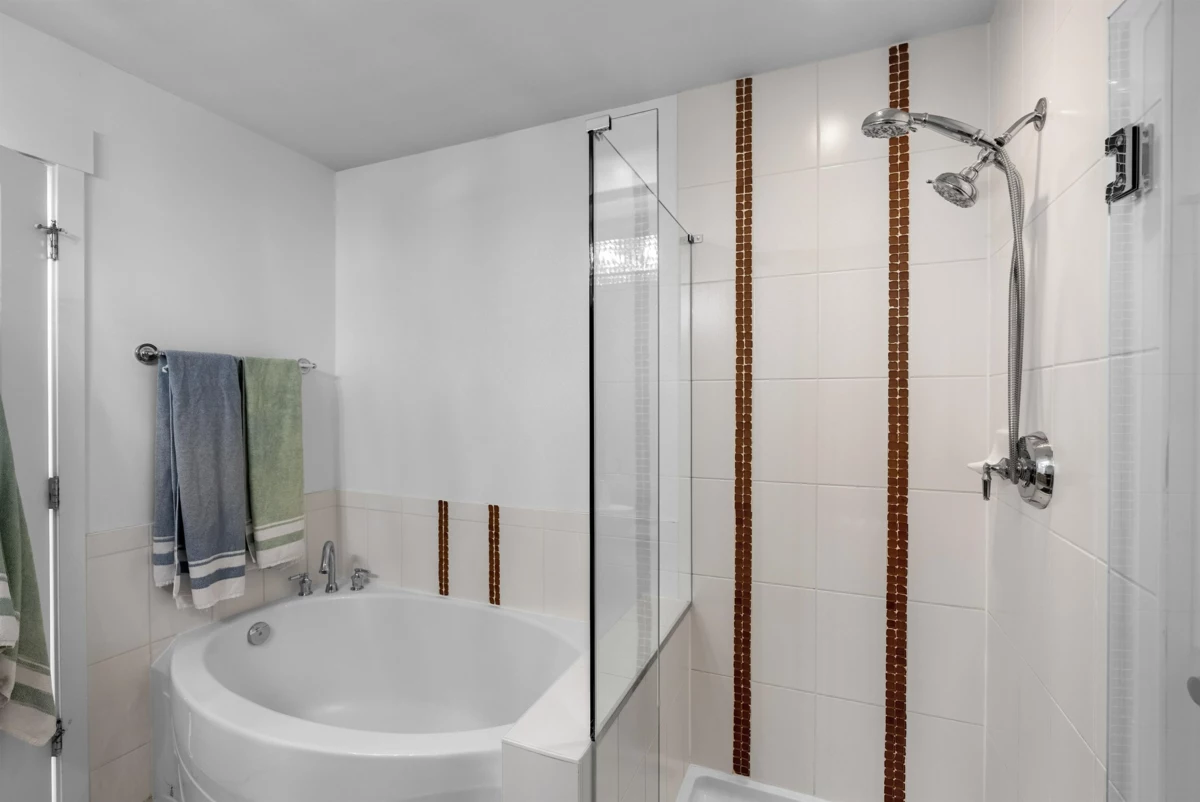 Guest Bathroom Photo of 30 6300 Birch Street, Richmond, BC