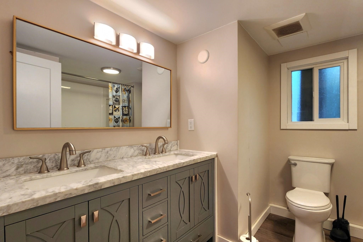 Breakfast Nook Photo of 9304 Upper Lillooet River Fsr, Pemberton, BC