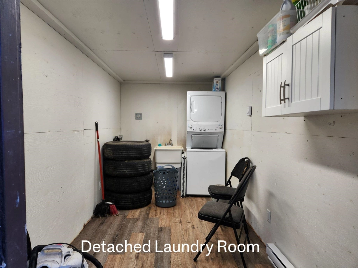 Mudroom Photo of 9304 Upper Lillooet River Fsr, Pemberton, BC