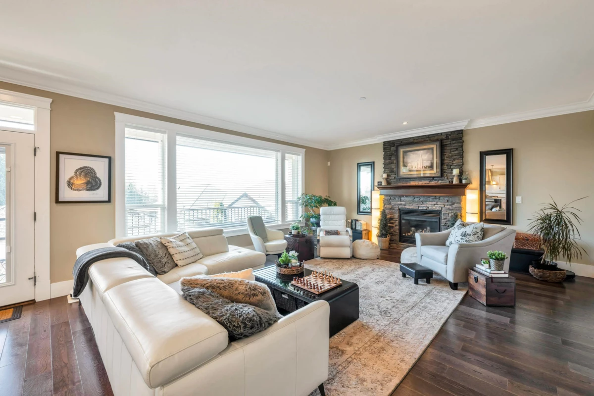 Guest Bathroom Photo of 10031 247b Street, Maple Ridge, BC