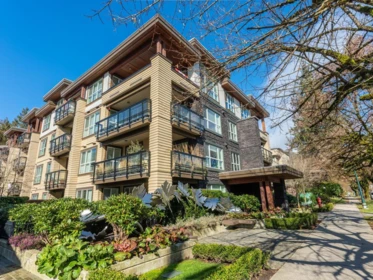 113 3205 Mountain Highway, North Vancouver, BC, North Vancouver — Apartment/Condo for sale