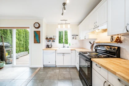 1 38468 Wilson Crescent, Squamish, BC, Squamish — Townhouse for sale