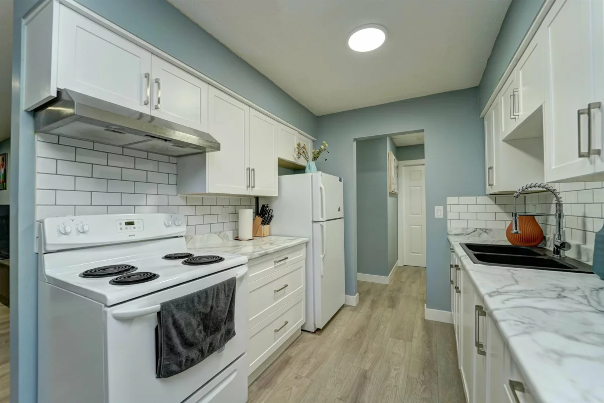 Dining Area Photo of 202 33450 George Ferguson Way, Abbotsford, BC