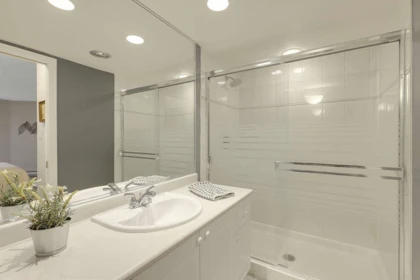 Basement Recreation Room Photo of 208 1576 Merklin Street, White Rock, BC