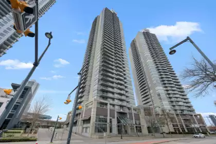 1105 9981 Whalley Boulevard, Surrey, BC, Surrey — Apartment/Condo for sale