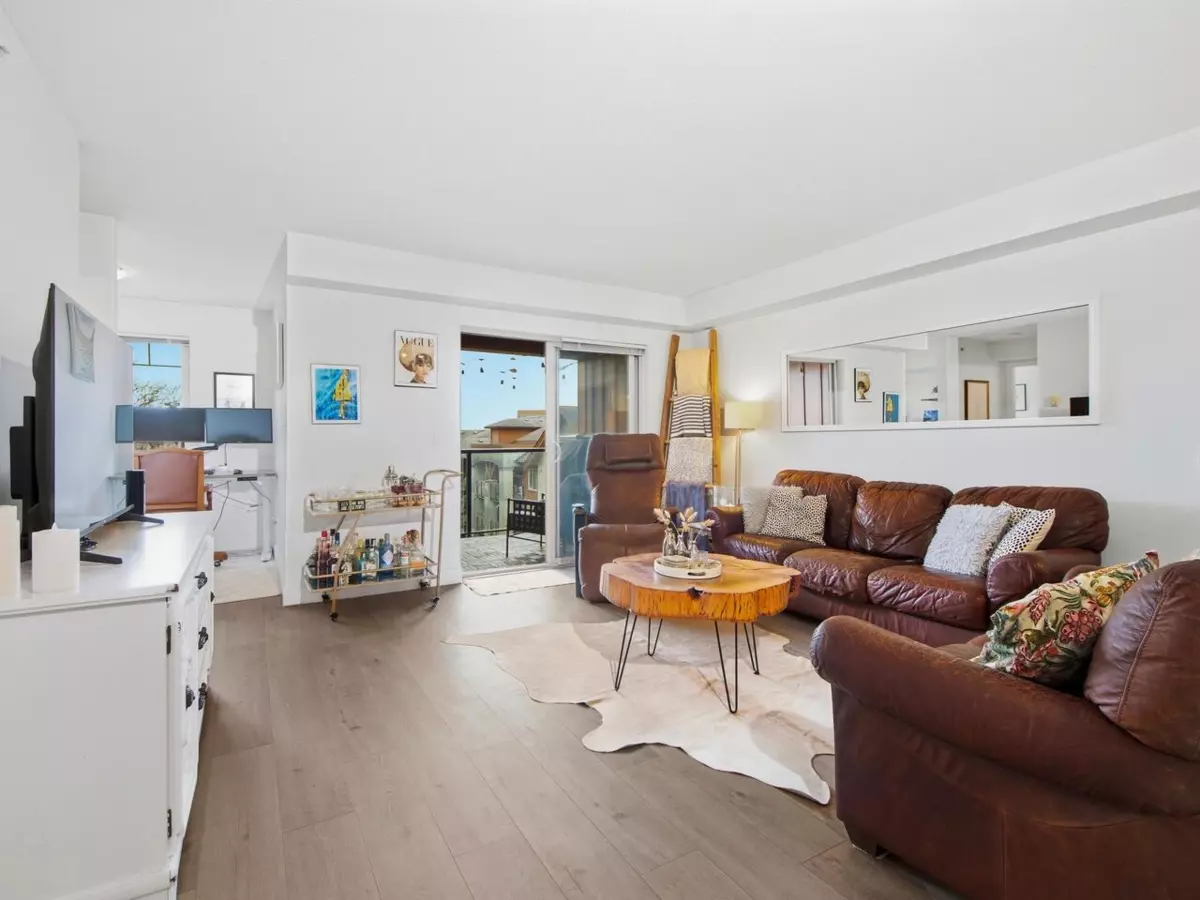 Family Room Photo of 1414 248 Sherbrooke Street, New Westminster, BC
