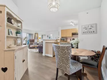 Kitchen Photo of 1414 248 Sherbrooke Street, New Westminster, BC