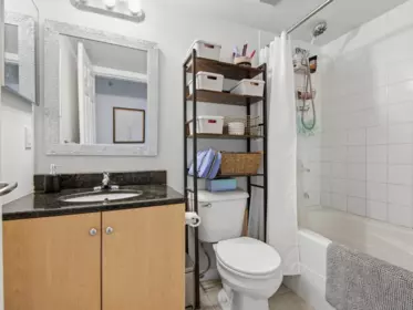 Powder Room Photo of 1414 248 Sherbrooke Street, New Westminster, BC