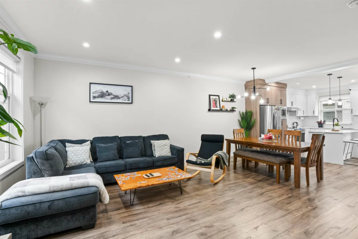 Family Room Photo of 11 2033 Mckenzie Road, Abbotsford, BC