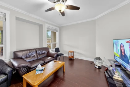 Basement Recreation Room Photo of 14906 92 Avenue, Surrey, BC