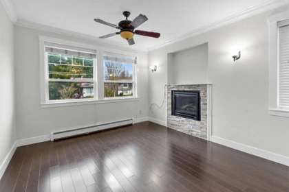 Breakfast Nook Photo of 14906 92 Avenue, Surrey, BC